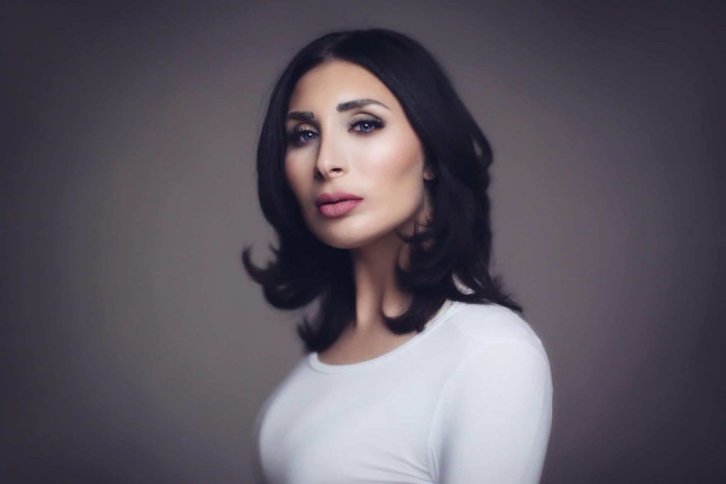 Laura Loomer - Truth Trench